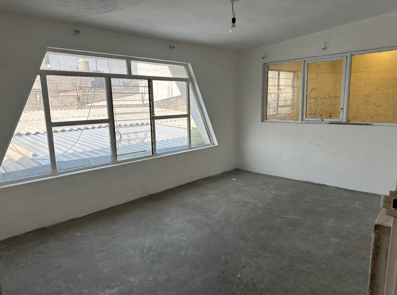 Venta de casa en Nezahualcóyotl, Edomex 