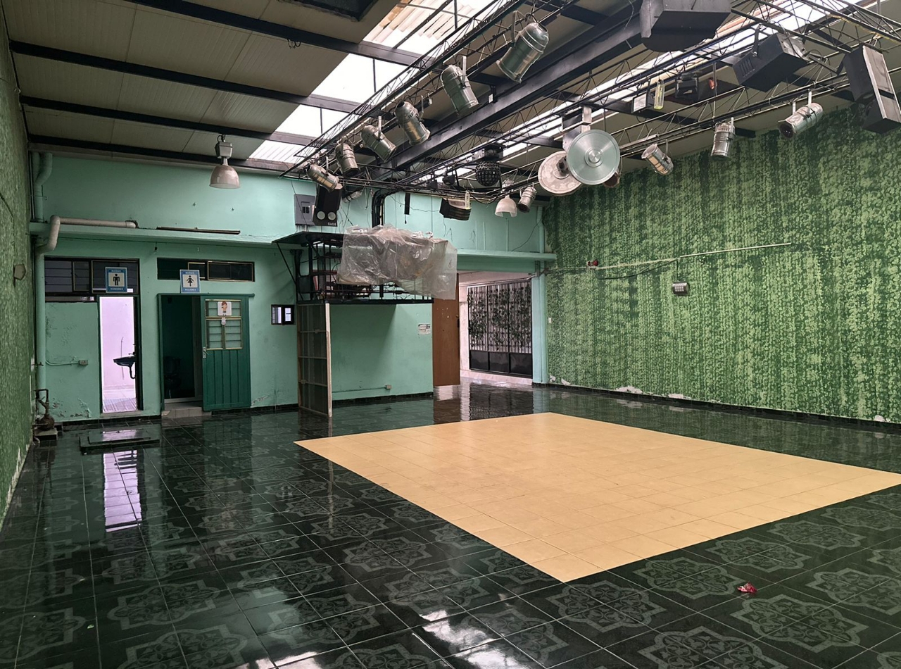 Venta de edificio en la Col. V. Villada en Nezahualcóyotl, Edomex