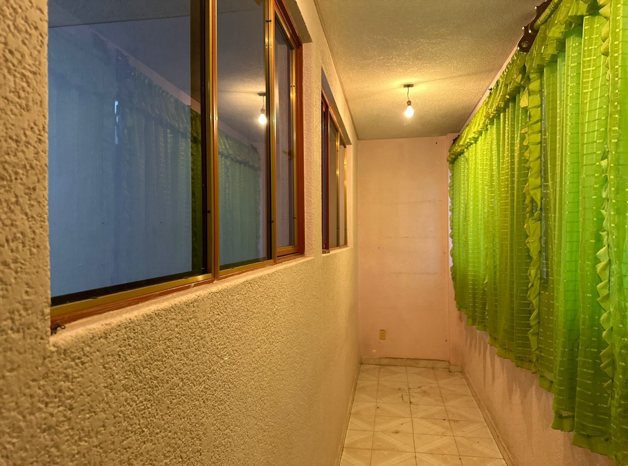 Venta de edificio en la Col. V. Villada en Nezahualcóyotl, Edomex