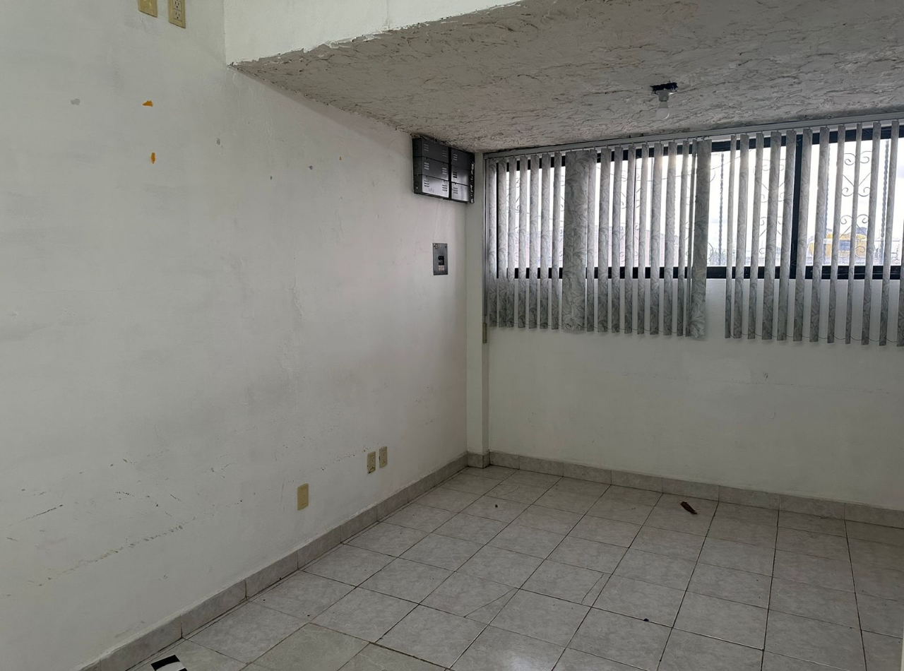 Venta de edificio en la Col. V. Villada en Nezahualcóyotl, Edomex