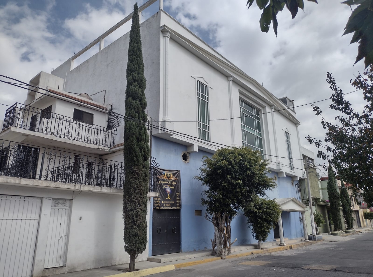 Venta de edificio en la Col. Barrio Tejedores en Chimalhuacán, Edomex 