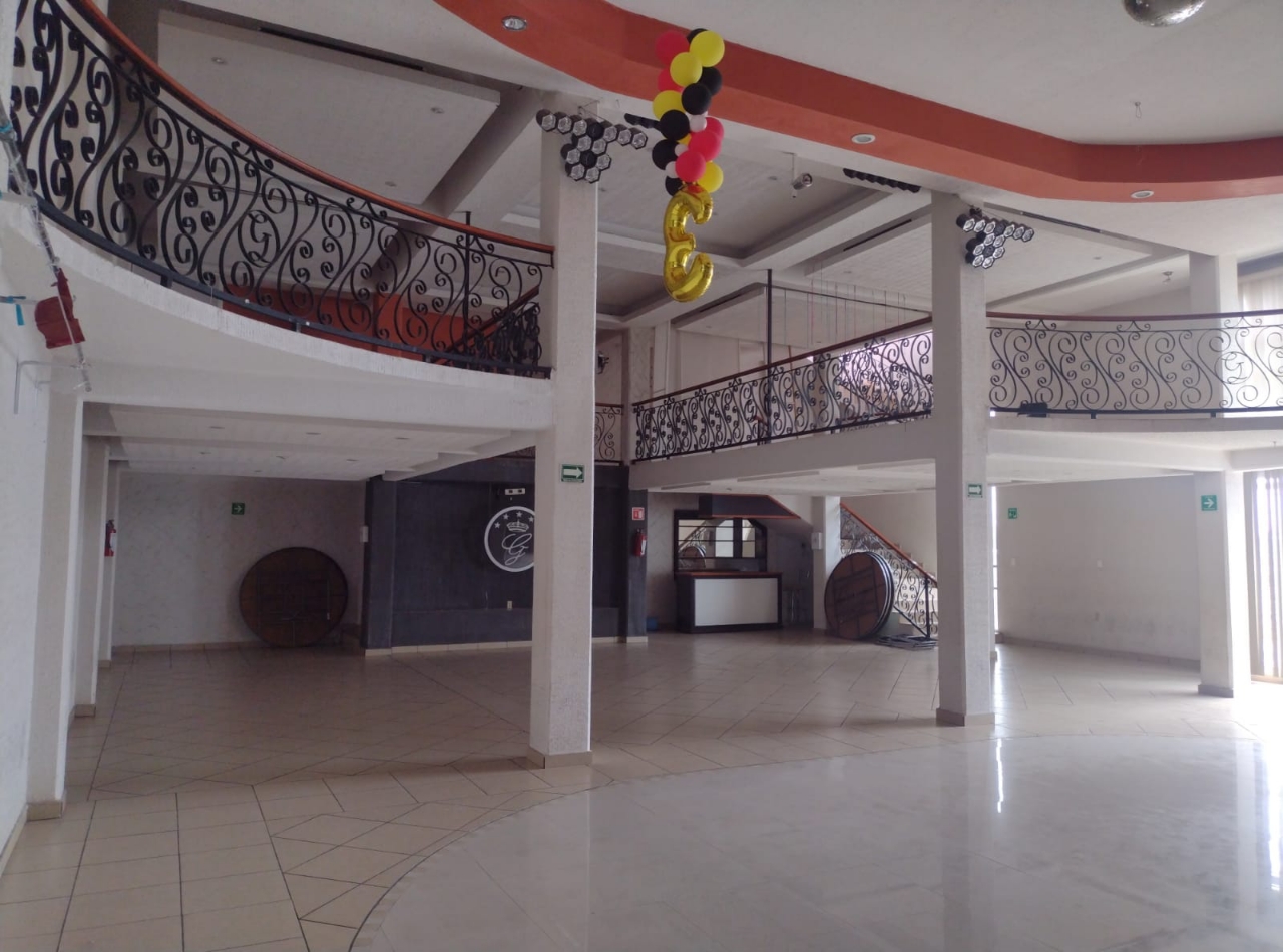 Venta de edificio en la Col. Barrio Tejedores en Chimalhuacán, Edomex 