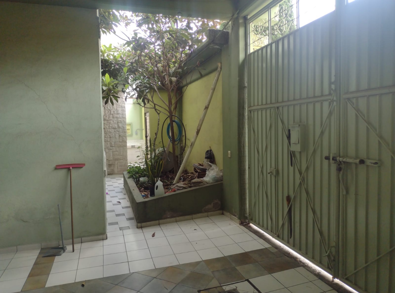 Venta de edificio en la Col. Barrio Tejedores en Chimalhuacán, Edomex 