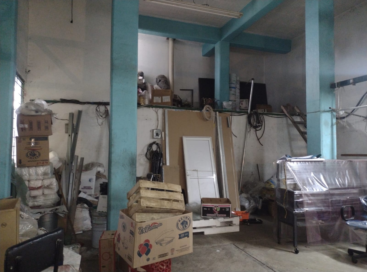 Venta de edificio en la Col. Barrio Tejedores en Chimalhuacán, Edomex 