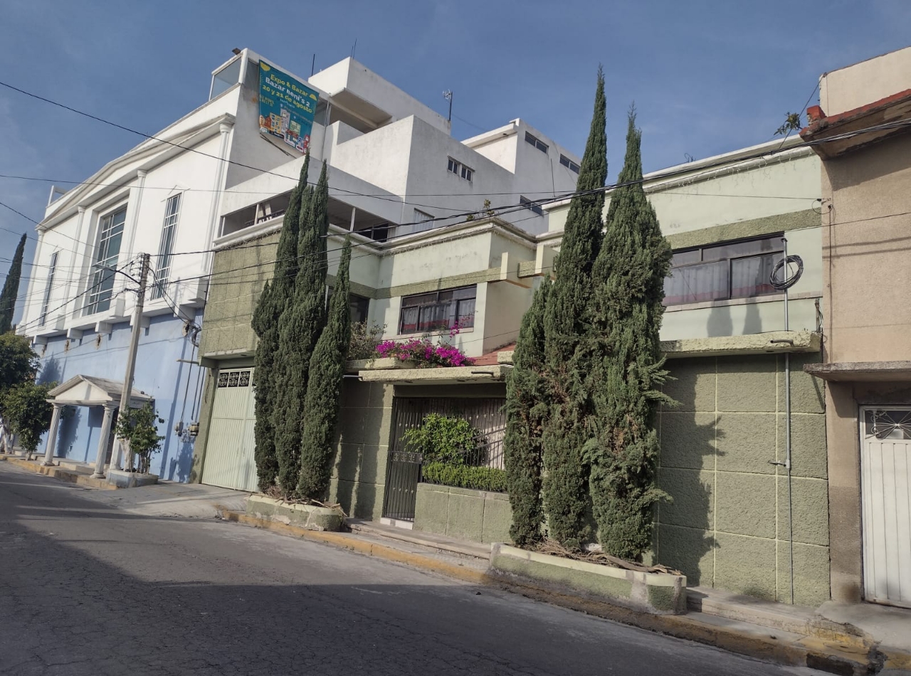 Venta de casa en la Col. Barrio Tejedores en Chimalhuacán, Edomex 