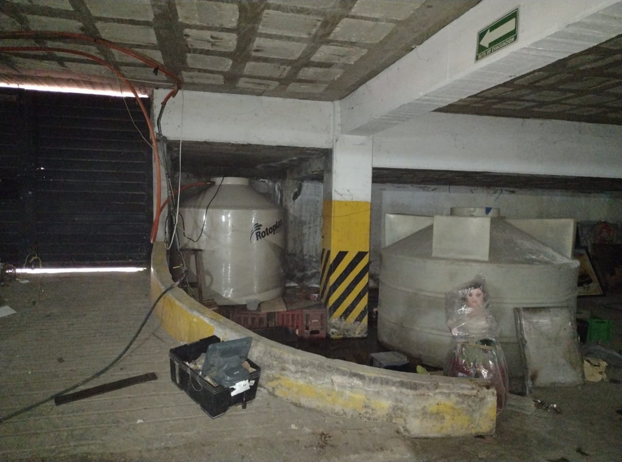Venta de edificio en Las Águilas, Nezahualcóyotl, Edomex 